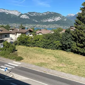 https://appartement-100m-du-lac-4km-vieil-annecy.hotels-rhonealpes.com
