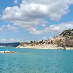 https://villa-bauduen.fr-provencehotel.com