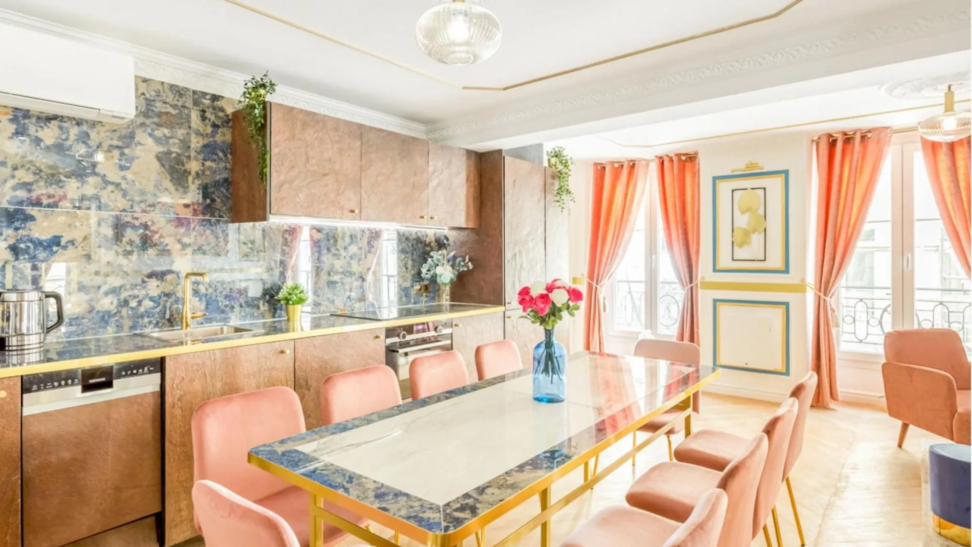 Luxury 4 bedrooms 3 bathrooms apartment - Louvre Paris France