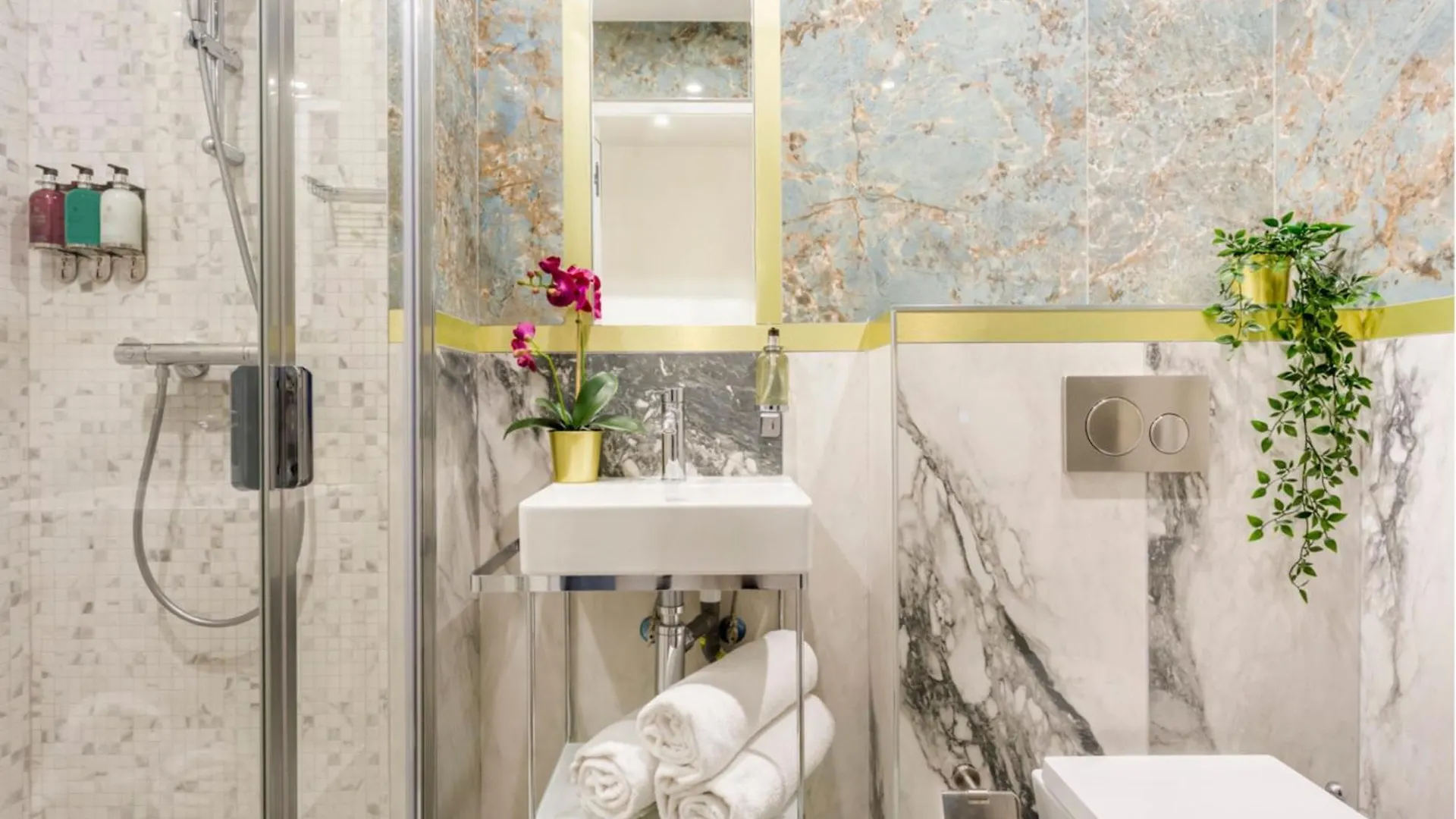 Luxury 4 bedrooms 3 bathrooms apartment - Louvre Paris