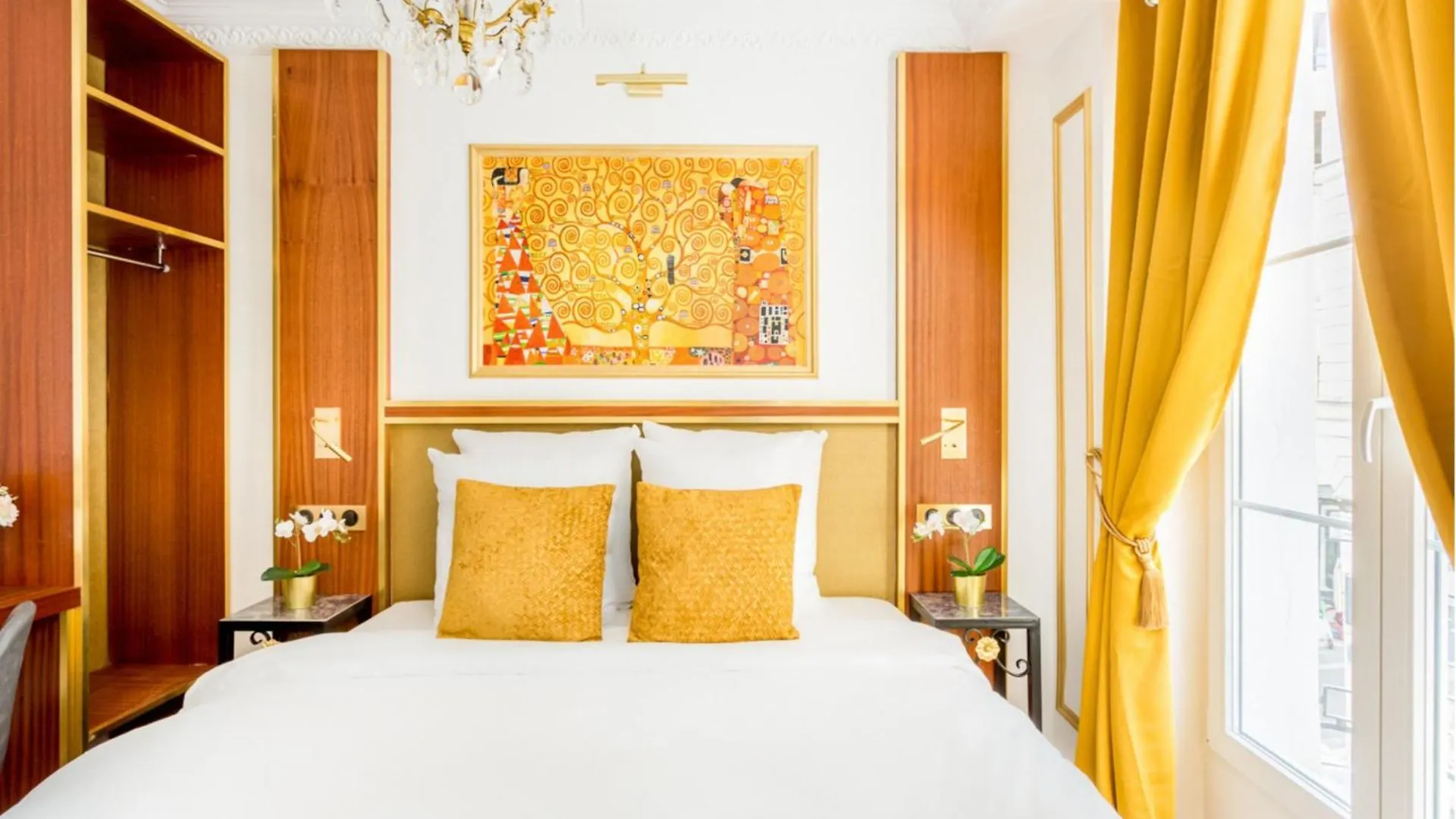 Luxury 4 bedrooms 3 bathrooms apartment - Louvre Paris France