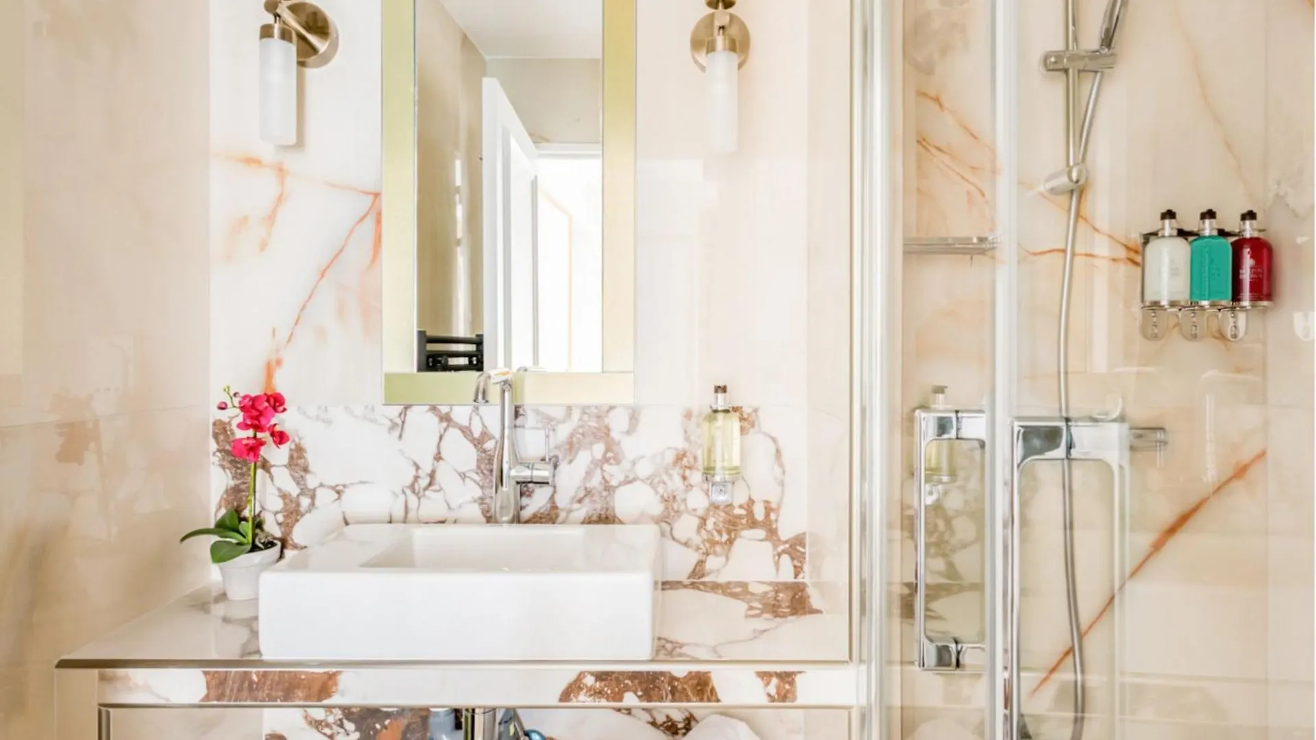 Luxury 4 bedrooms 3 bathrooms apartment - Louvre Paris